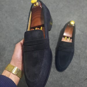 Men&#39;s Navy Suede Penny Loafers: Slip-On Business Casual Shoes