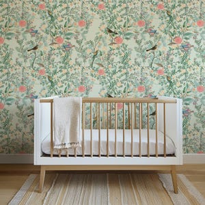 Vögel und Rosen Tapete zum Abziehen und Aufkleben - Abnehmbares Wandbild mit Vintage Blumenmuster – Elegantes Wanddekor für den botanischen Garten