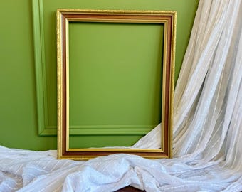 Vintage Gold Picture Frame 30x40 cm | Classic Ornate Wooden Frame | Gallery Wall & Home Decor