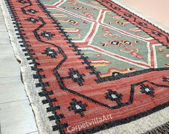 Handwoven Wool Jute Kilim Rug: Indian Dhurrie, Vintage Style