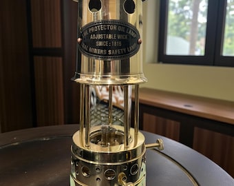 Vintage EMBURY No. 1 Little Air Pilot Oil Kerosene Lantern Lamp