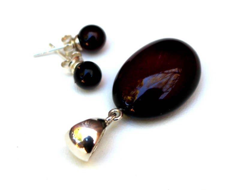 Baltic Amber Jewelry Set Cherry Pendant and Ball Earrings 4.8 gram 925 Silver