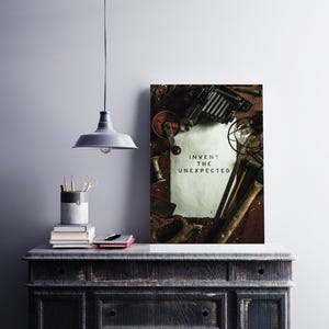 Inventa l'inaspettato - Poster grafico motivazionale con fotografia industriale, stampa artistica da parete, arredamento per la casa