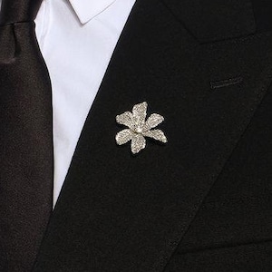 Round Cut Moissanite Brooch, Flower Inspired Brooch, Men&#39;s Party Wear Vintage Brooch, 925 Silver Wedding Brooch, Valentine Gift For Him