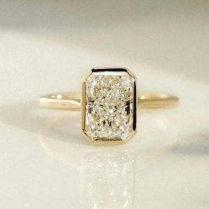 Radiant Cut Moissanite Engagement Ring, Radiant Cut Bezel Set Ring, Radiant Cut Solitaire Ring, 14K Solid Gold Ring, Valentine Gifts For Her