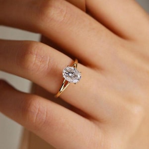 Solid Gold Split Shank Oval Cut Moissanite Engagement Ring, Solitaire Promise Ring, Minimalist Proposal Ring, Unique Birthday Gift for Wife