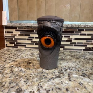 Jurassic World Rebirth Grippr Cup – Official Collector’s Edition