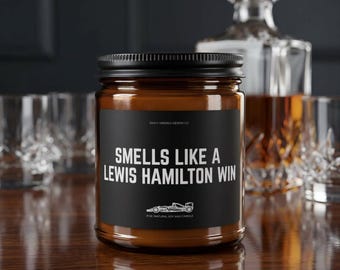 Vela aromática de soja con aroma a victoria de Lewis Hamilton en frasco ámbar