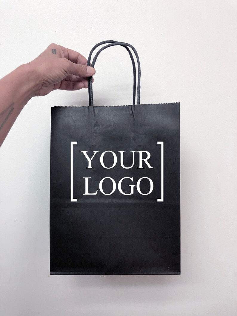 Custom Black Paper Gift Bags Retail Bags Low Quantities Party Bags Wedding Gift Bags Merchandise Bag Sturdy Bag with Handles