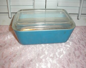 Vintage;Pyrex Blue 502 - B Refrigerater Covered Dish Mini Loaf Pan Pimary Blue Color