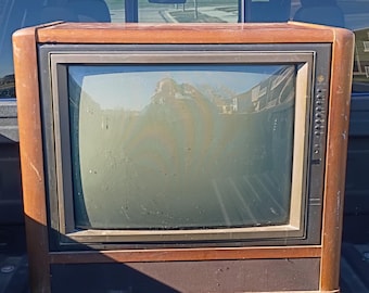 Vintage G E Consul TV