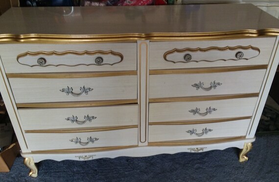 Mid Century French Provincial Dresser 1960 70 S Etsy
