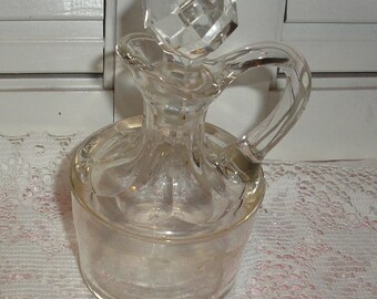 Vintage;Antique; Glass Oil Vinegar Bottle Cut Glass Stopper