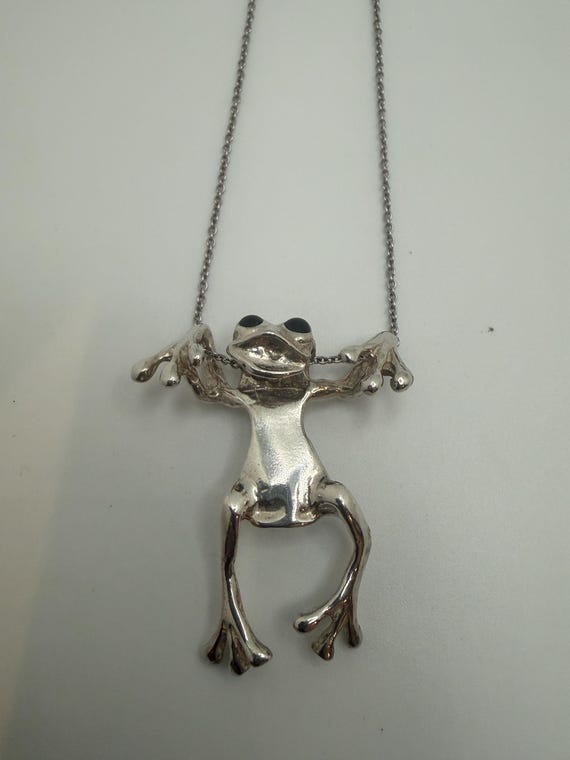 Sweet Solid Sterling Silver Hanging Frog and neck… - image 3