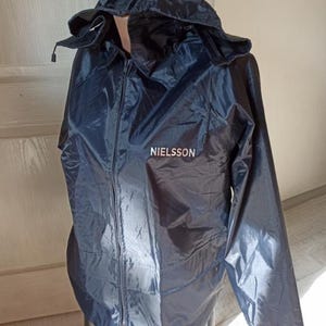 NIELSSON Navy Blue Packable Hooded Raincoat Size 140