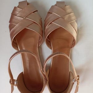 Vintage Gold Womens Strappy Ankle Strap Sandals