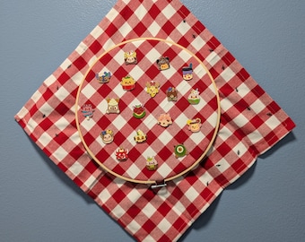 Picnic Table Pin Board Display (pins NOT included)