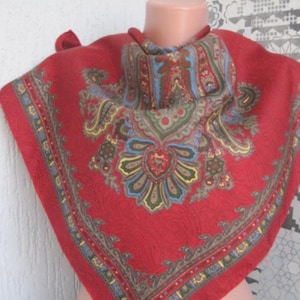 Pañuelo de seda rojo elegante de Silkland