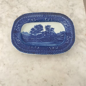 Bandeja vintage Victoria Ware azul y blanca / Staffordshire, Inglaterra / Escena de la Torre Spode / Loza inglesa transferida