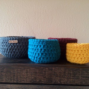 Crochet nesting accent baskets | farmhouse decor in different colors and 4 sizes | Home storage and organization baskets | Handmade