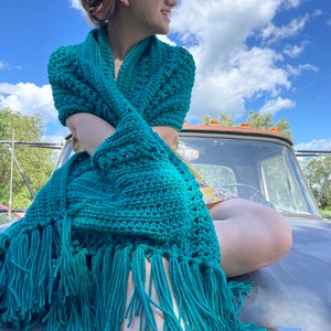 Crocheted Pocket Wrap, shawl with pockets, soft, handmade and stylish scarf image 5