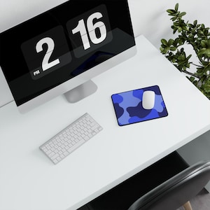 Stylish Non-Slip Gaming Mouse Pad - Perfect for Gamers and Streamers, Desk Accessory, Computer Gaming, Home Office Decor