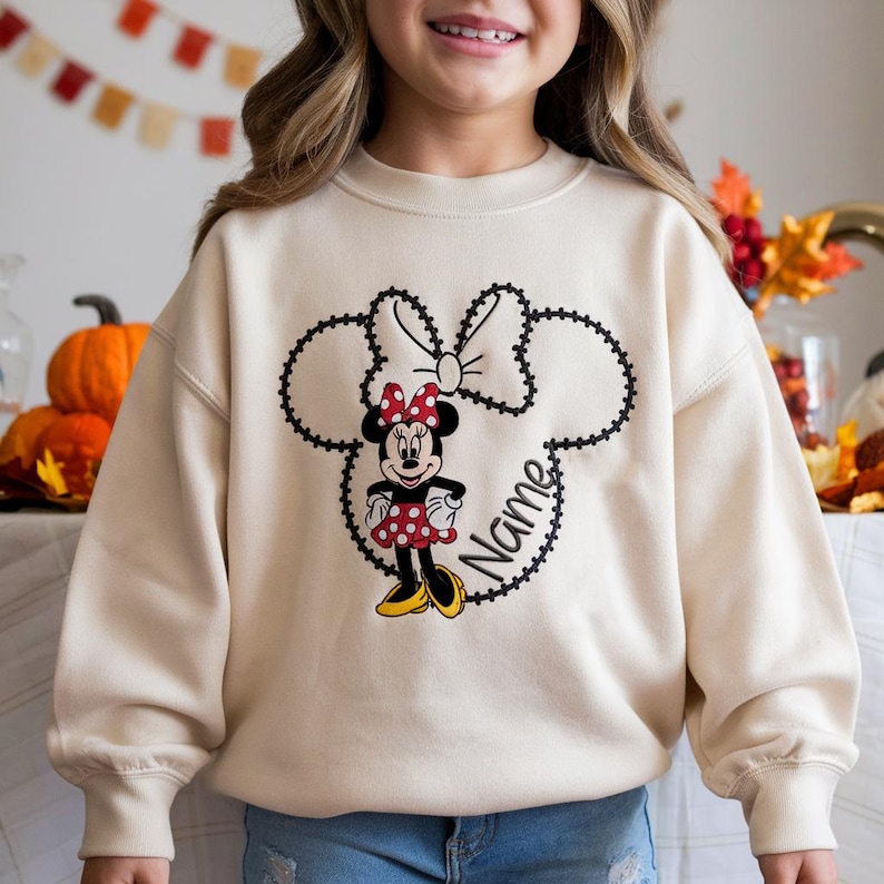 Anpassad Disney broderad ungdomströja, Disneyland-tröja, Disney-resa-tröja, Disneyworld-tröja, familjesemestertröja bild 1