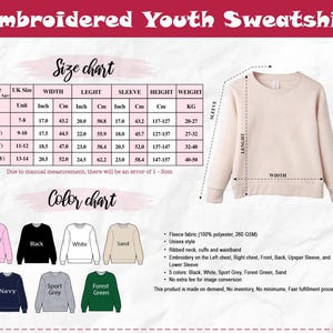 Op de afbeelding: Een set van drie keramische mokken met een gespikkelde, matte afwerking. De mokken zijn in de kleuren cr&egrave;me, lichtgrijs en donkergrijs. Elke mok heeft een eenvoudig, minimalistisch ontwerp en een afgerond handvat.