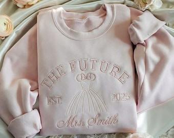 Sweat brodé Future Mrs personnalisé, sweat-shirt mariée Minnie, pull EVJF Disney, chemise future maman, sweat-shirt fiançailles