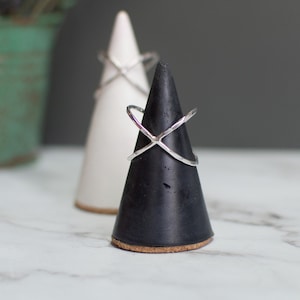 Sterling silver criss cross ring - X ring -  criss cross ring - silver x ring - everyday jewelry - thumb ring