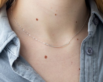 Dainty Curved Bar Necklace – Gold Filled Minimalist Layering Necklace