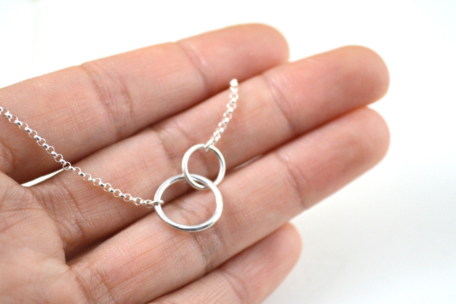 Interlocking Circle Necklace Eternity Necklace Circle Etsy