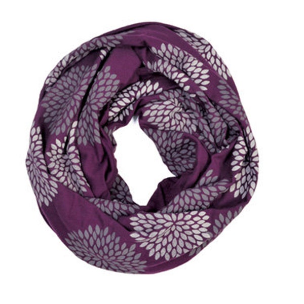 INFINITY SCARF - Gray Double Flowers on Plum