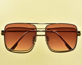 1970s Style Gold Rim Double Bridge Aviator Translucent Hue Square Lens Oversized Sunglasses | Multiple Colors