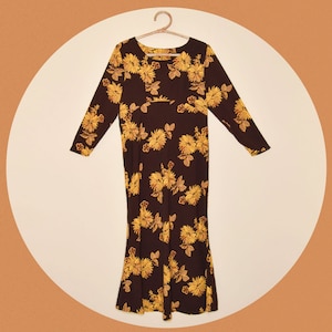 1970s Braun Floral Empire Taille Maxi Kleid