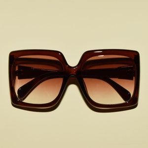 1970s Vintage Style Thick Square Oversized Translucent Sunglasses