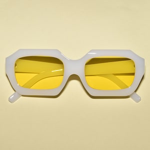 Retro Vintage Style Mod Rectangular Angled Square Sunglasses White/Yellow