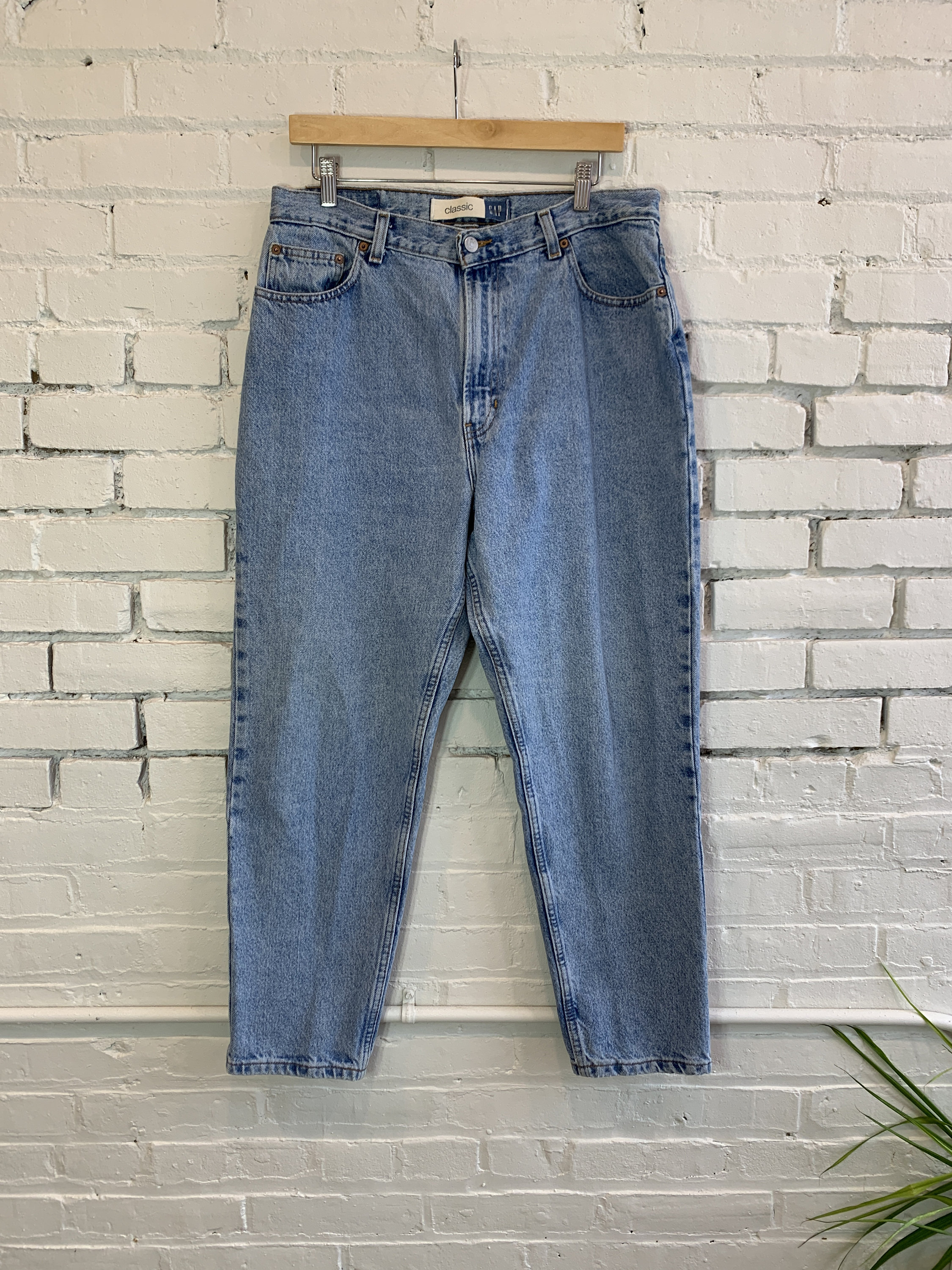 90s Vintage GAP High-rise Tapered Jeans 