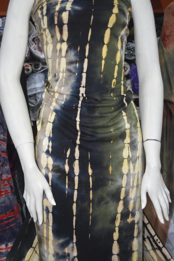 Tie-dye Rayon Spandex Print Jersey Knit Fabric Beautiful Vertical Combo Croc Style by the Yard Dress Weight Black Gold - Etsy Tie-dye Rayon Spandex Print Jersey Knit Fabric Beautiful Vertical Combo Croc Style by the Yard Dress Weight Black Gold - Etsy
