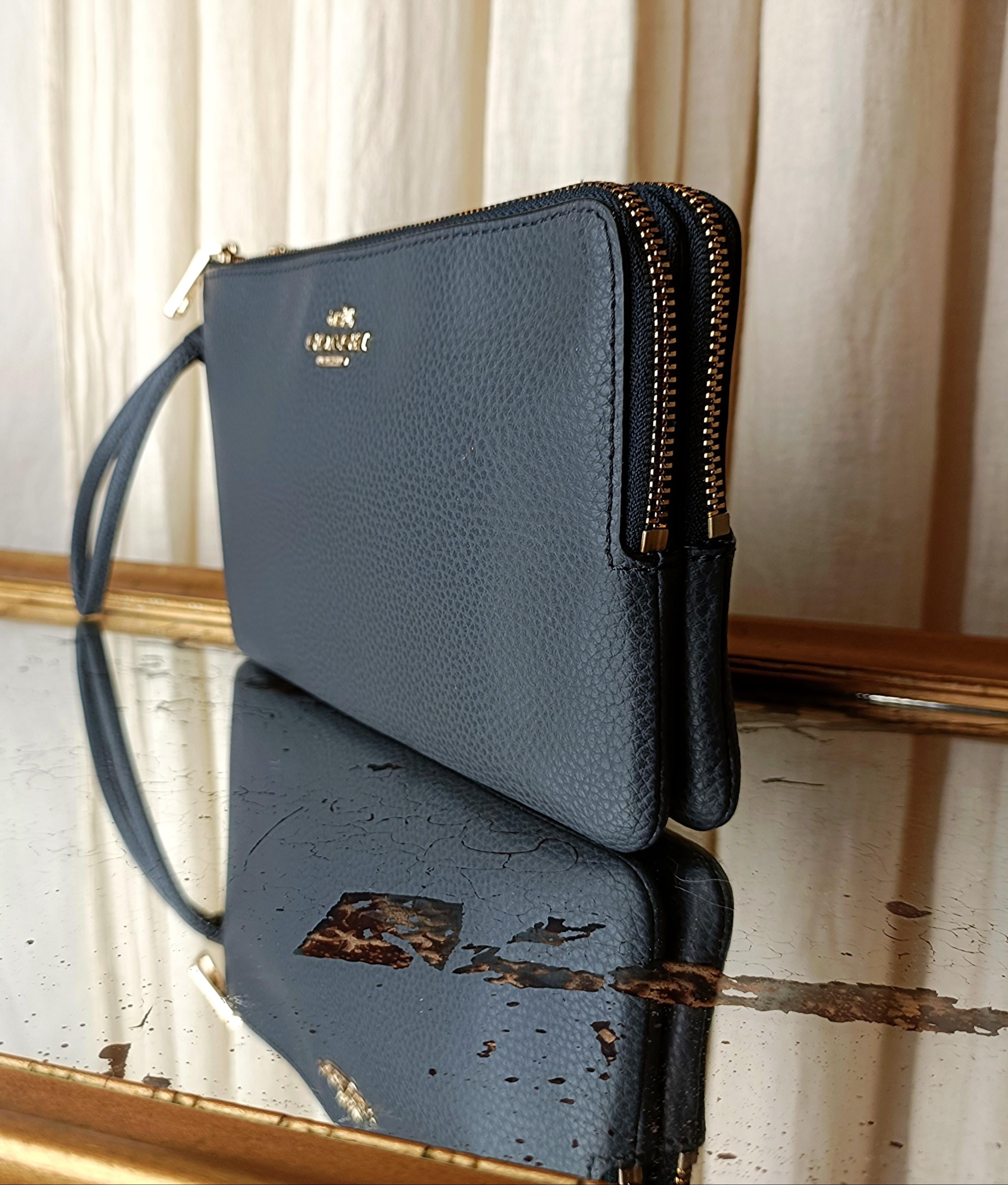 COACH Wristlet • F87587 Dusty Aubergine Pebbled Leather Double Zip