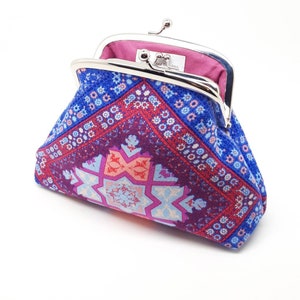 Blue Clutch Coin Wallet Monedero Plata Algodón Chintz Kiss Lock Frame Rosa Púrpura Rojo Flores Joanyg Regalo Hecho a mano Bolsa pequeña Cierre Melocotón