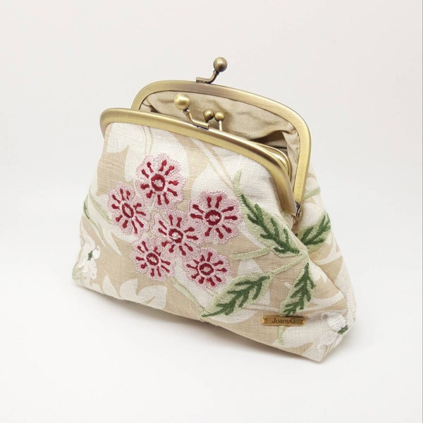 Red Daisy Kisslock Coin Clasp Purse Wallet Clutch Gift for Women Cream Metal Frame  Pouch Small Bag Green Leaves Embroidered Silk Ladies