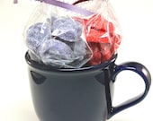 Mug bleu avec thé et fleurs de sucre aromatisé - surdimensionné, extra-large tasse à café, sucre aromatisé Roses, coffret cadeau thé amoureux