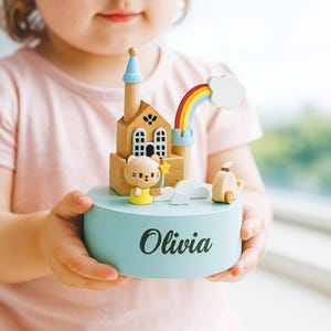 7Style Personalized Cartoon Animal Music Box – Custom Wooden Keepsake for Kids, Baby Shower Gift, Nursery Decor, Holiday or Birthday Present