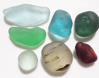 Collection of Seaham Sea Glass pebls, for craft or display use - B2264 -  from Seaham beach,  UK