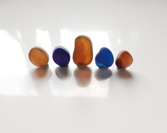 Collection of Five Seaham Sea Glass Multi Pebls, suitable for jewellery or for craft use - E3267 - from Seaham, UK