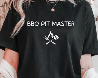 BBQ Pit Master Funny Grilling T-Shirt – Barbecue Smoker Grill Gift for Everybody, Men Who Love Cooking Outdoors Tee, Backyard Party Chef Tee
