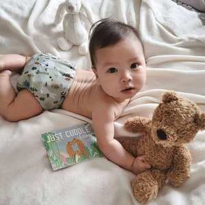 Cloth Diaper with Bamboo Liner | Pocket Diaper Cover | Reusable and Washable Eco-Friendly Baby Diaper | Sustainable Baby Shower Gift