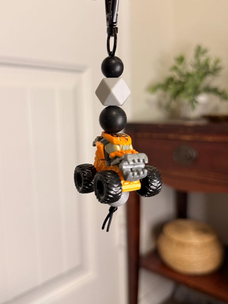 Brelok do kluczy Digatron Mini Monster Truck | Brelok do kluczy Monster Truck | Monster Jam | Klips do plecaka | Uchwyt do suwaka | Brelok do torebki | Prezent urodzinowy dla dziecka zdjęcie 3