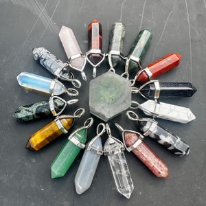 Crystal Point Anhänger, Heilschmuck Anhänger, 30 Kristalle